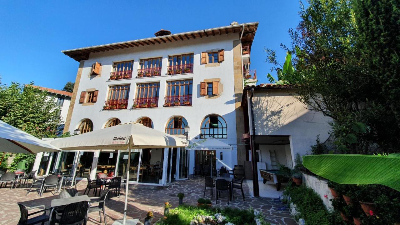 Hostal Ansonea Bera  Extérieur photo