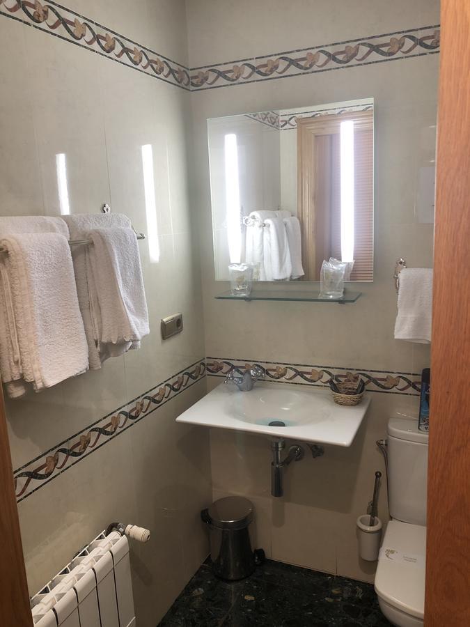 Hostal Ansonea Bera  Extérieur photo